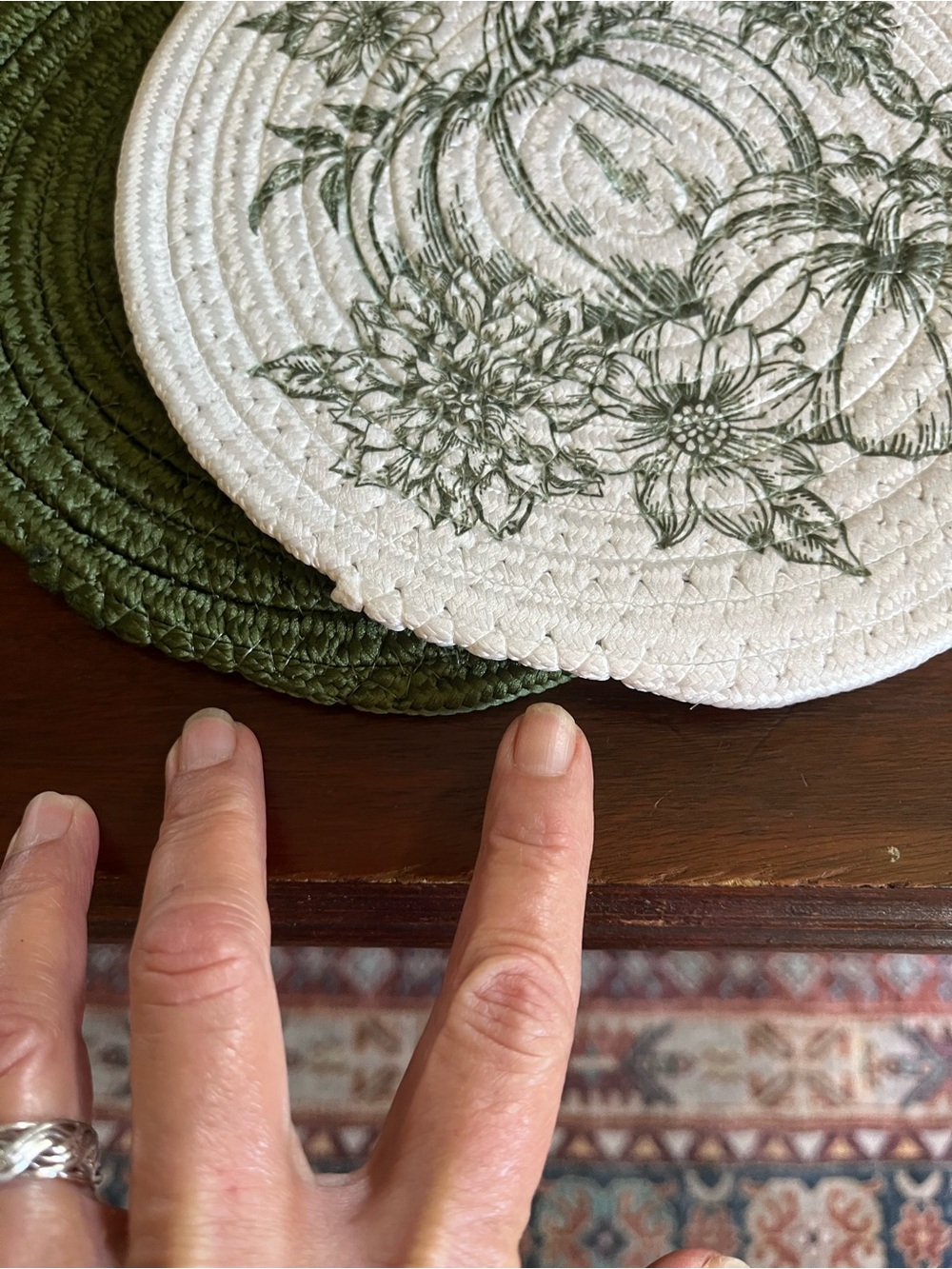 Holly Williams New Fall Oven Mitt and Trivet Set - Picture 7 of 16